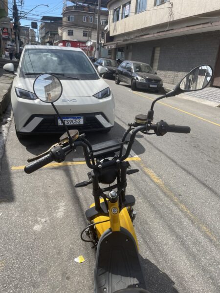 Scooter elétrica Yesu 2024