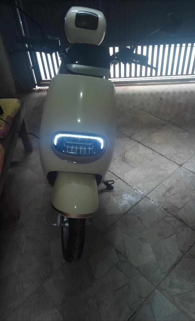 Scooter Elétrica Nova