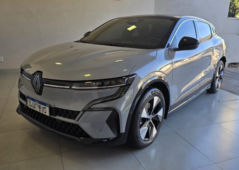 MEGANE E-TECH 2024 COM WALLBOX E ESTEPE