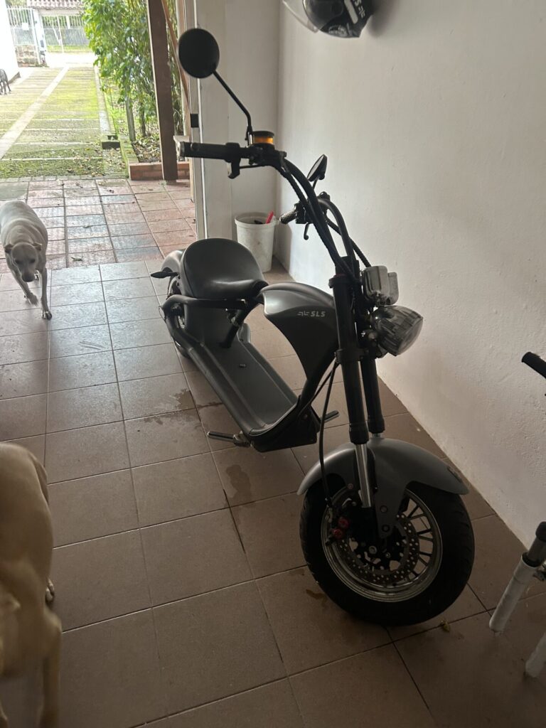 Moto Elétrica - Modelo Chopper SLS Motors - Para Brick