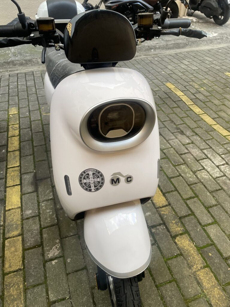 OPORTUNIDADE MIA MOTO CHEFE