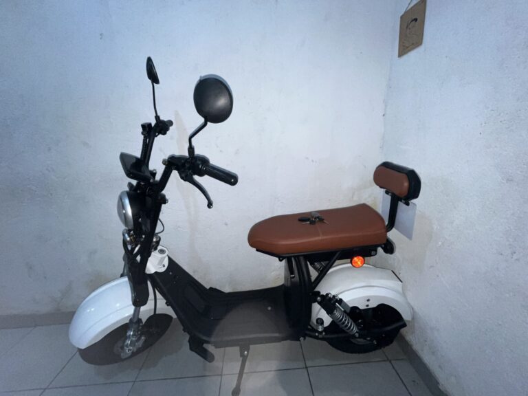 Vendo moto elétrica nova telefone 11993327109