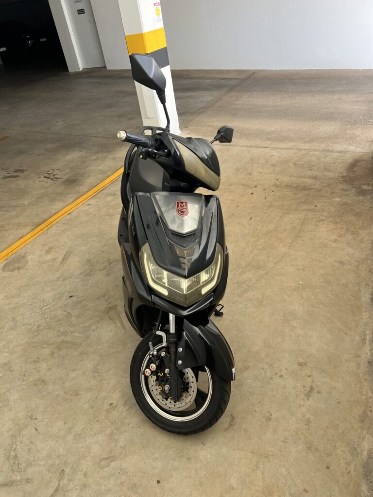 Scooter elétrica city 2000