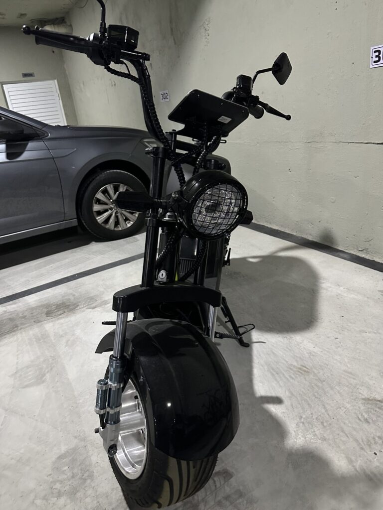 Scooter X13 nova, na garantia, 90km rodados