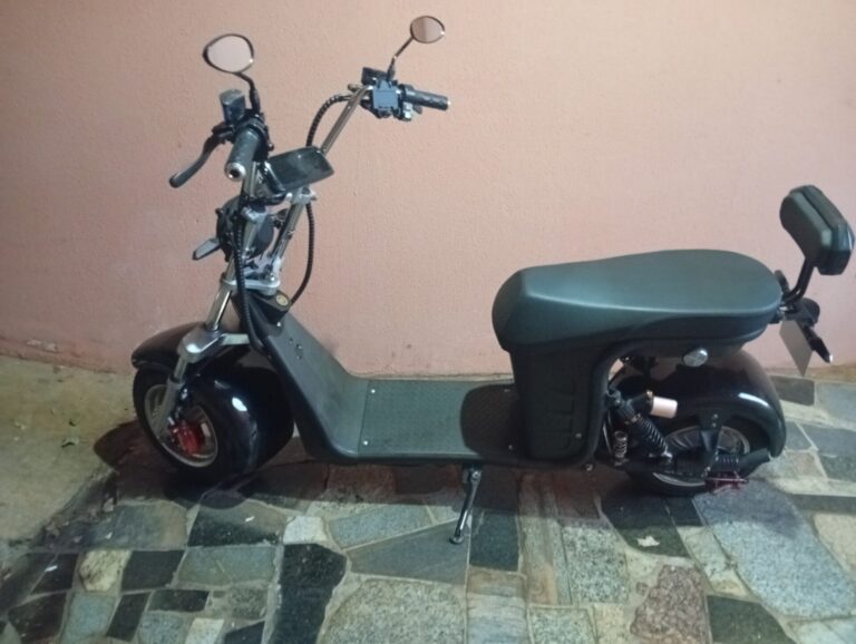 Scooter elétrica R11 2000w ano 2023