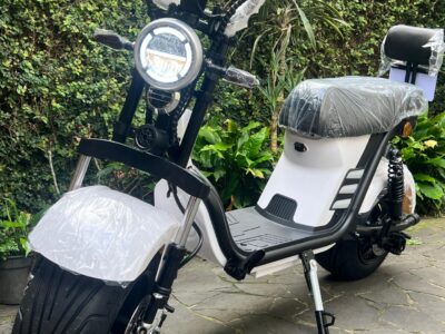 Scooter Elétrica X13 PRO BRANCA NOVA/2026
