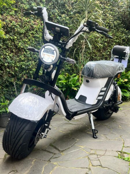 Scooter Elétrica X13 PRO BRANCA NOVA/2026