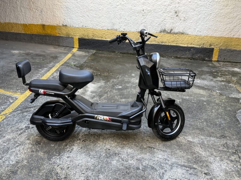 Scooter elétrica | 50 km autonomia | 50km/h