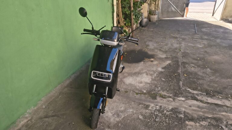 Yadea DE8 Sport - Excelente Estado - Nota Fiscal de Compra e Chave Reserva