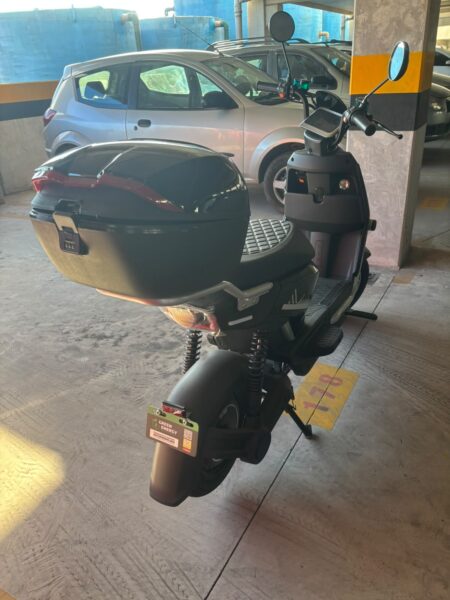 Scooter elétrica sem uso, nenhum detalhe