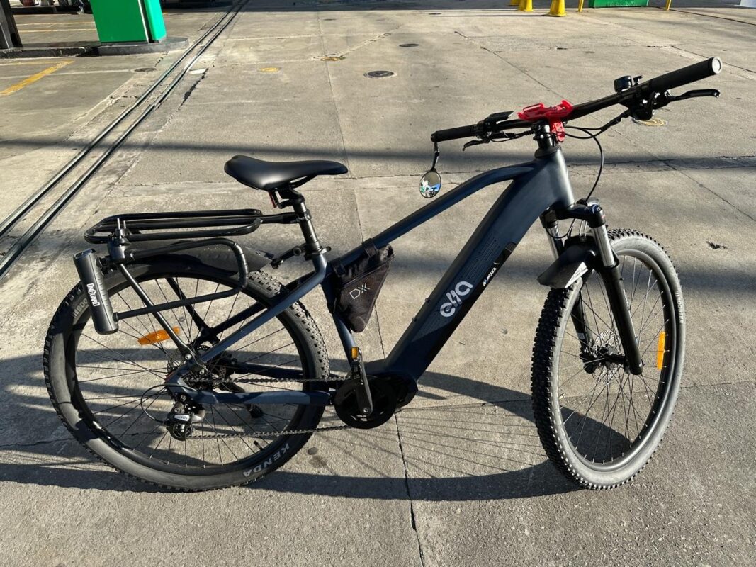 Bike Elétrica Ella Explorer (Moura) Aro 29 – Seminova, com NF + Cadeado OnGuard