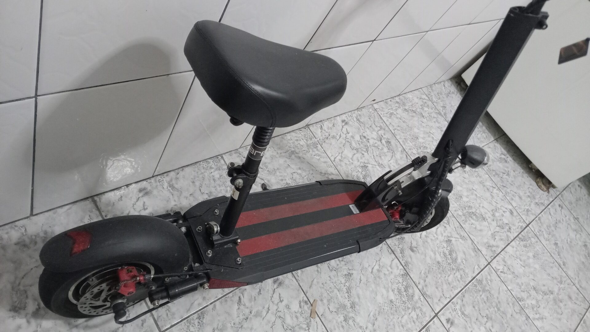 Bicicleta elétrica ou patinete elétrico: qual é melhor?