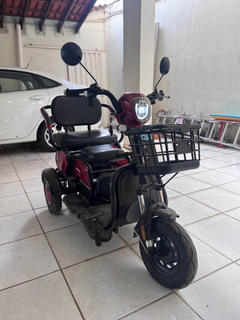 Vende-se triciclo