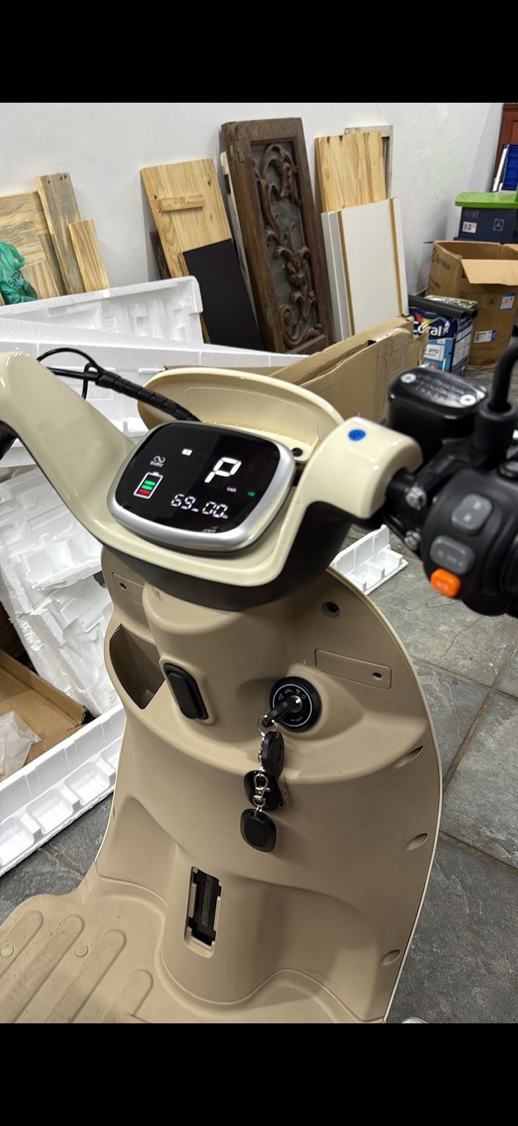 Triciclo Elétrico Gotrix A3T – NOVO, NUNCA USADO