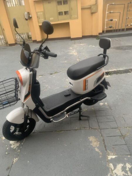 Vendo Scooter elétrica novíssima